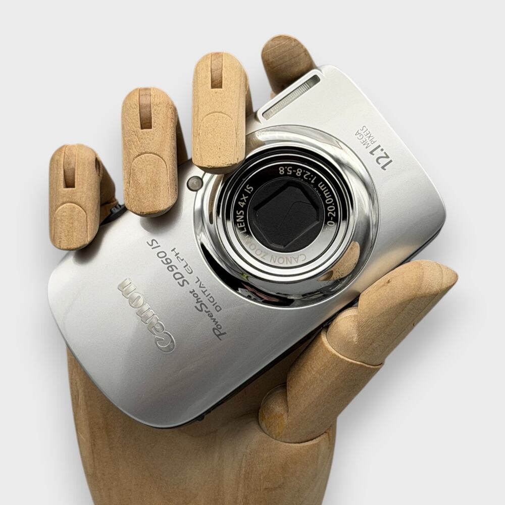 Canon PowerShot SD960 IS Digital Camera | 12.1MP | Silver